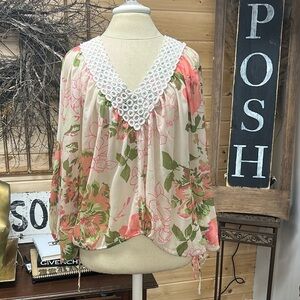 Stunning side ties open sleeves top